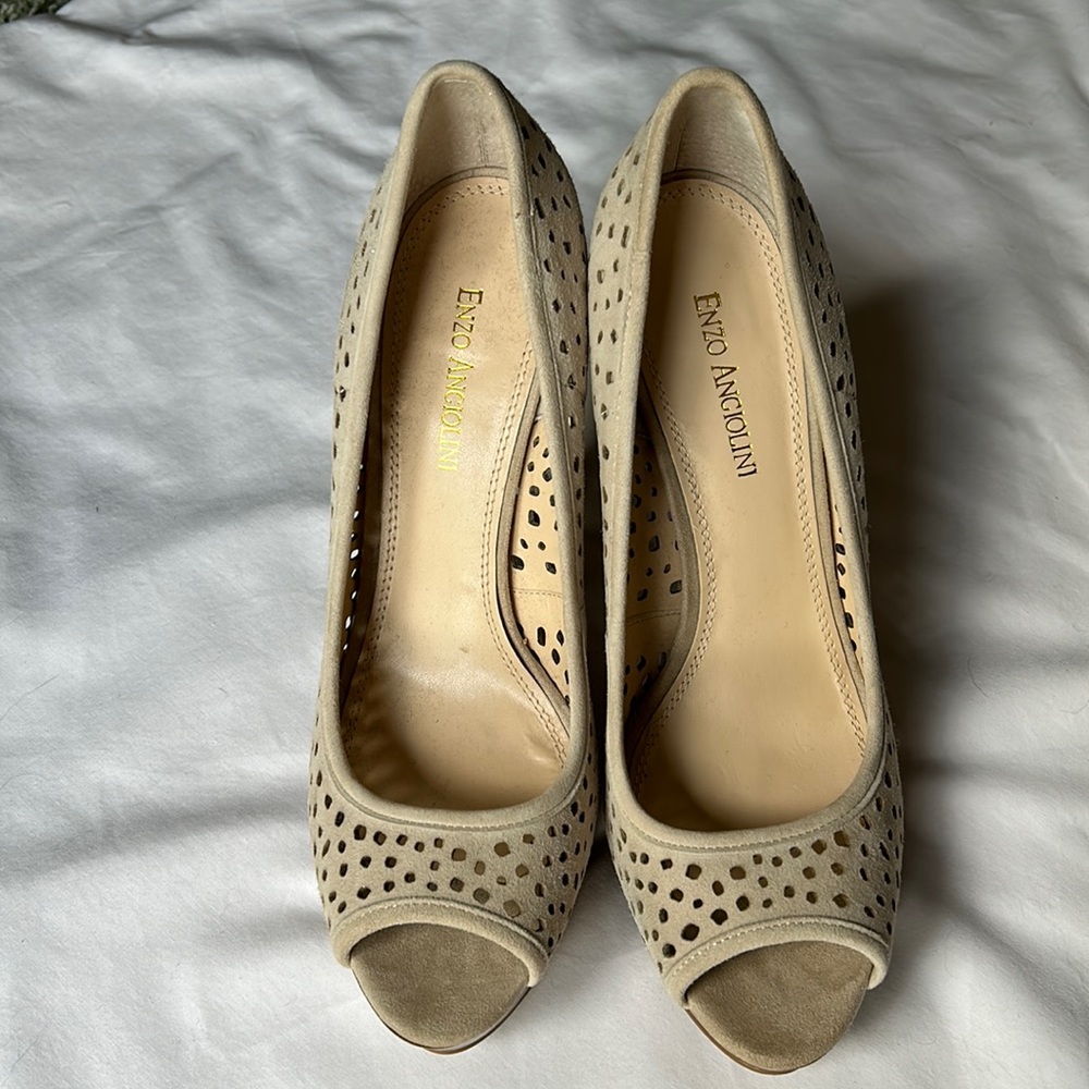 Enzo Angiolini Taupe Suede Peep-Toe Heels